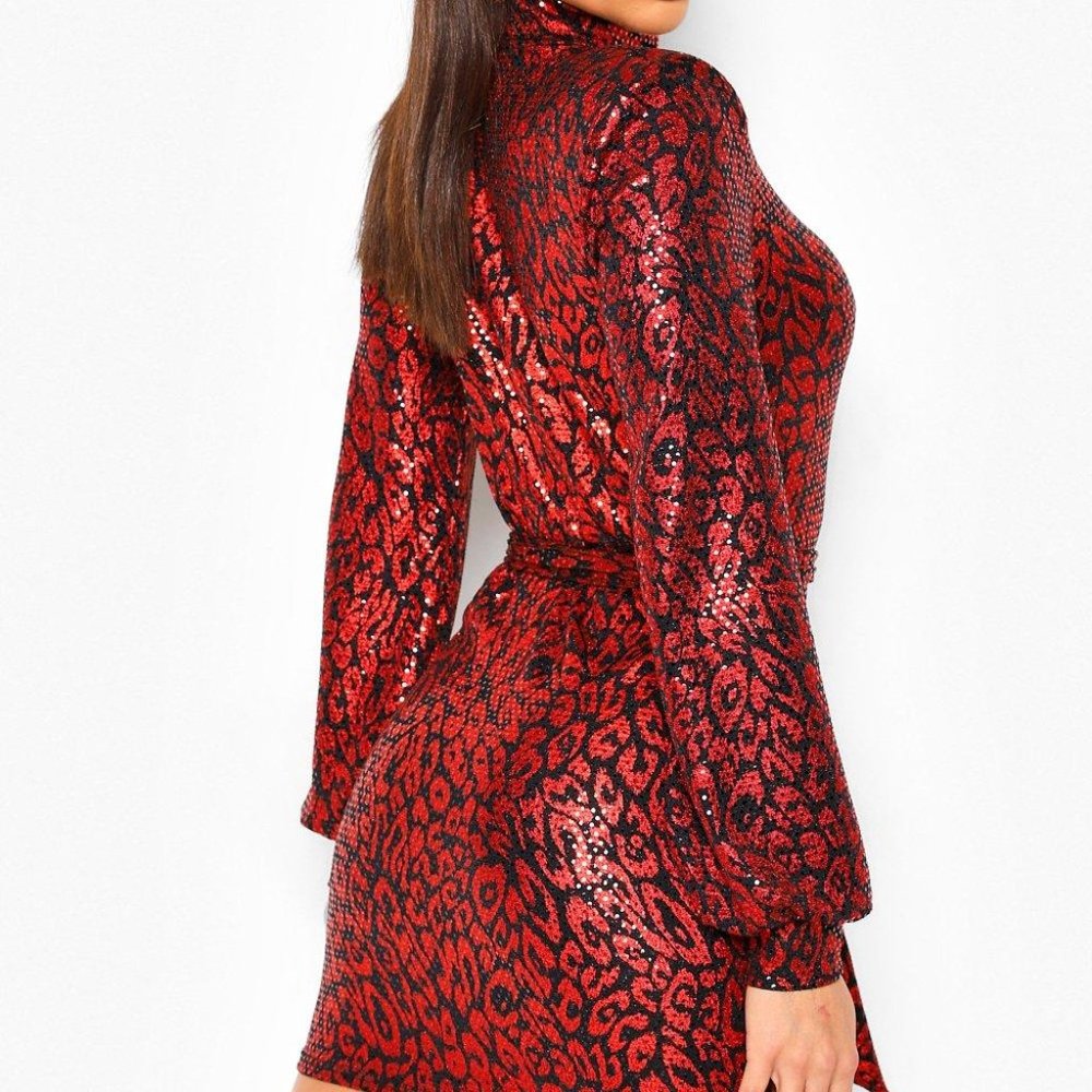 LEOPARD SEQUIN SHOULDER PAD SHIFT DRESS